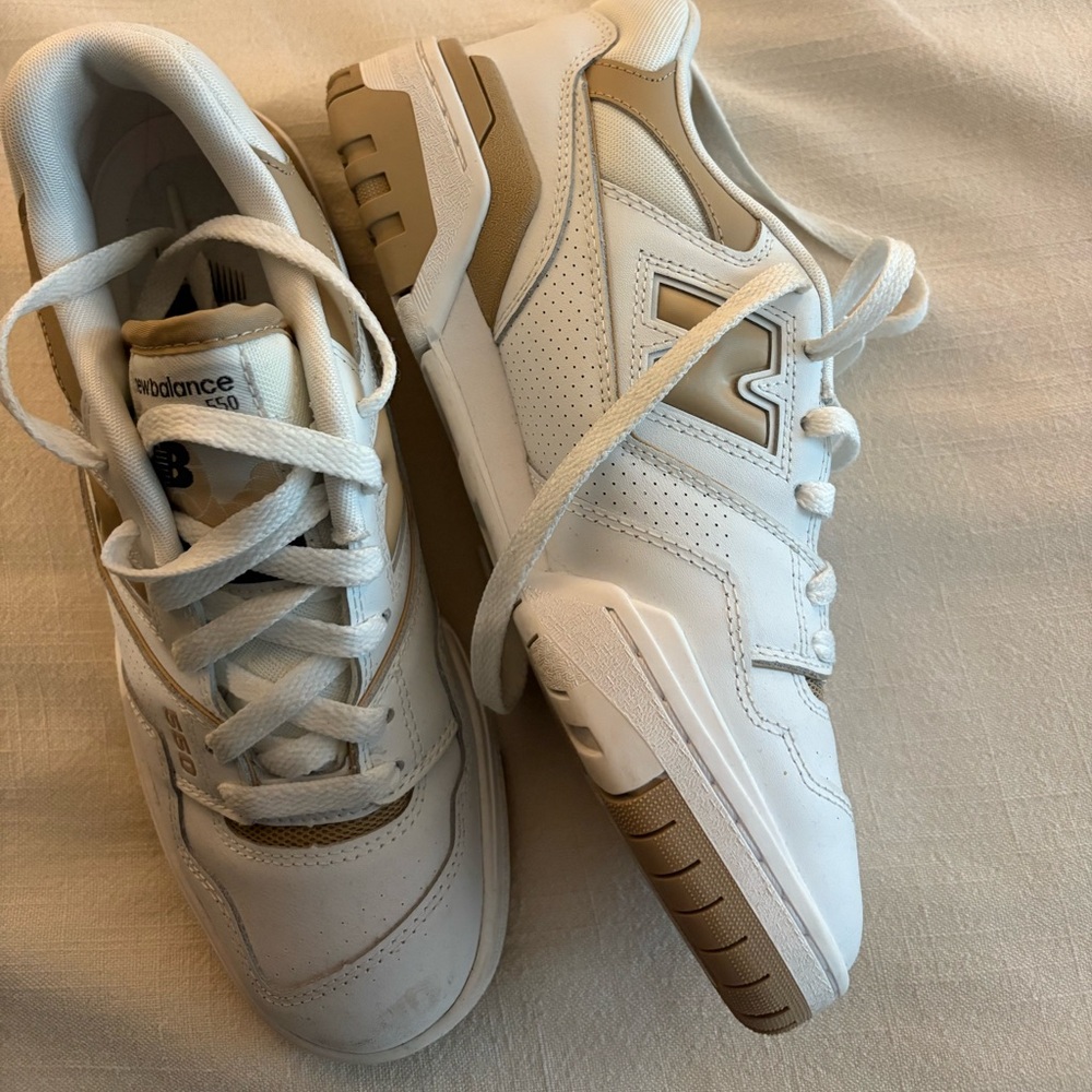 New Balance 550, W8.5, White / Incense | LIKE NEW - Picture 7 of 7